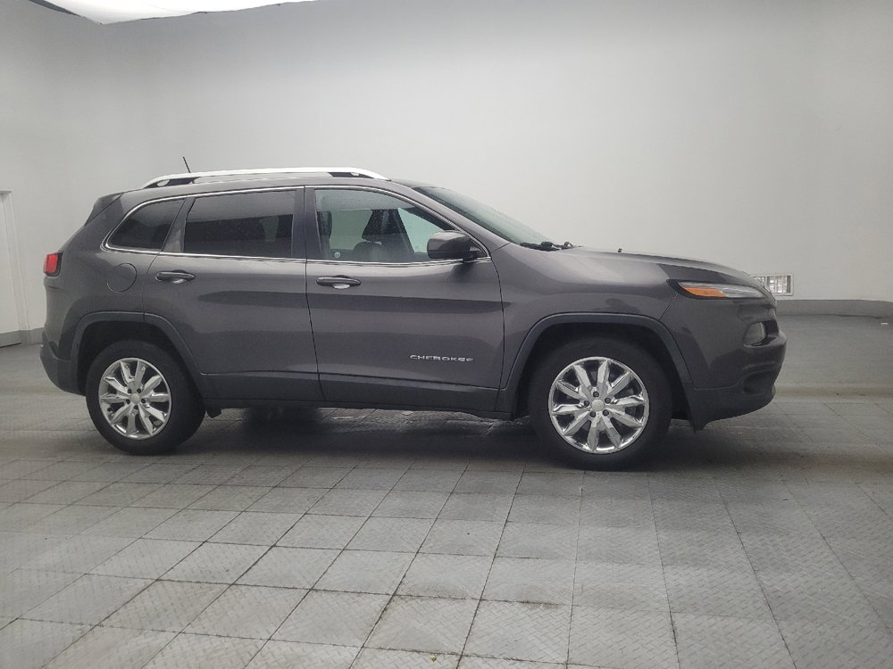 Used 2018 Jeep Cherokee Limited FWD image 11