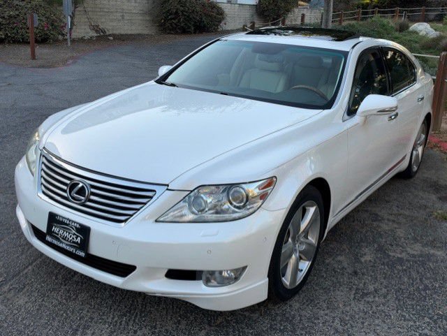 Used 2010 Lexus LS 460 w/ Comfort Pkg RWD image 5