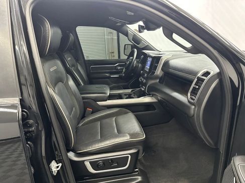 Used 2021 RAM 1500 Laramie w/ Sport Appearance Package AWD/4WD image 15