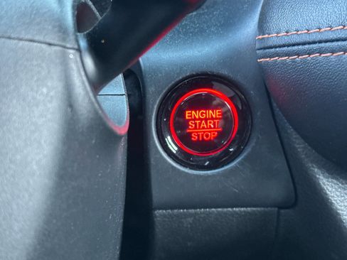 Used 2025 Honda HR-V Sport image 21