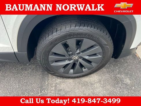 Used 2024 Volkswagen Taos S image 20