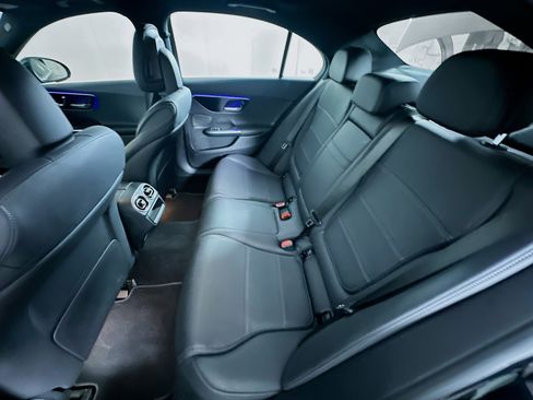 Used 2025 Mercedes-Benz C 300 Sedan image 26