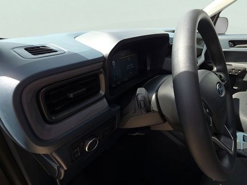 New 2025 Ford Maverick XL image 12