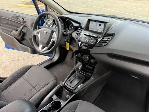 Used 2018 Ford Fiesta SE w/ Equipment Group 201A image 12