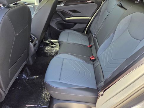 New 2026 Volkswagen Tiguan SE AWD/4WD image 8