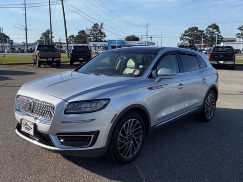 Used 2019 Lincoln Nautilus Reserve FWD image 3