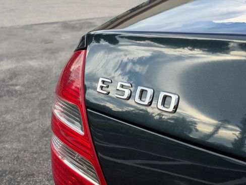 Used 2005 Mercedes-Benz E 500 4MATIC Sedan image 45