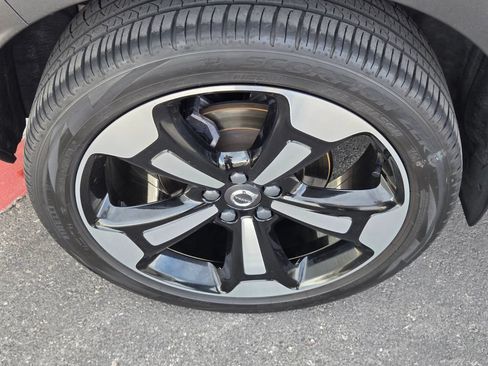 Used 2019 Volvo XC40 T5 Momentum AWD/4WD image 10