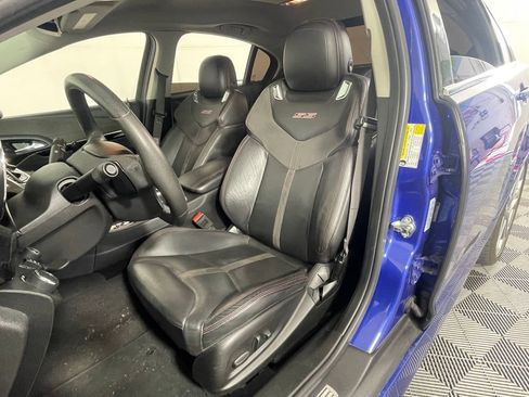 Used 2016 Chevrolet SS RWD image 23