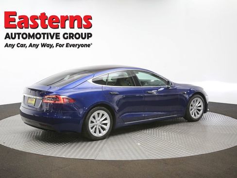 Used 2017 Tesla Model S 90D image 39