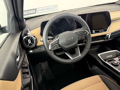 New 2026 Chevrolet Equinox ACTIV w/ LPO, Floor Liner Package image 17