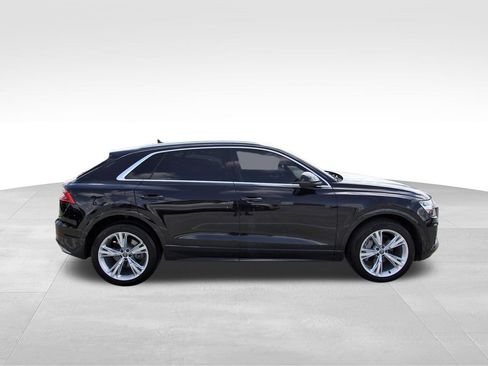 Used 2019 Audi Q8 Premium Plus w/ Premium Plus AWD/4WD image 5