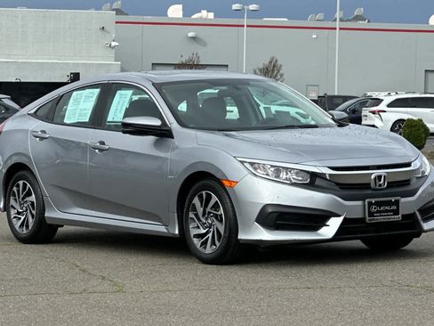 Used 2017 Honda Civic EX image 5