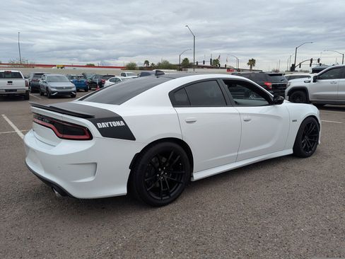 Used 2023 Dodge Charger Scat Pack w/ Daytona Edition Group image 4