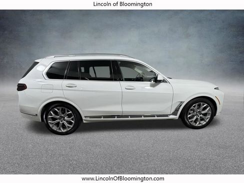 Used 2026 BMW X7 xDrive40i AWD/4WD image 7