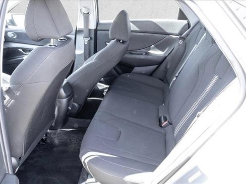 Used 2024 Hyundai Elantra SEL FWD image 20