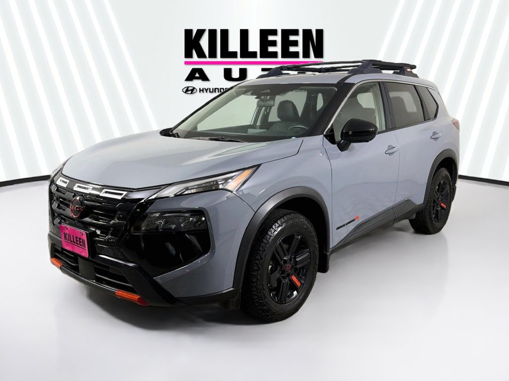 Used 2025 Nissan Rogue SV AWD/4WD image 3