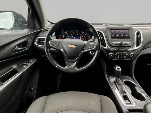 Used 2020 Chevrolet Equinox LT w/ Driver Convenience Package FWD image 8