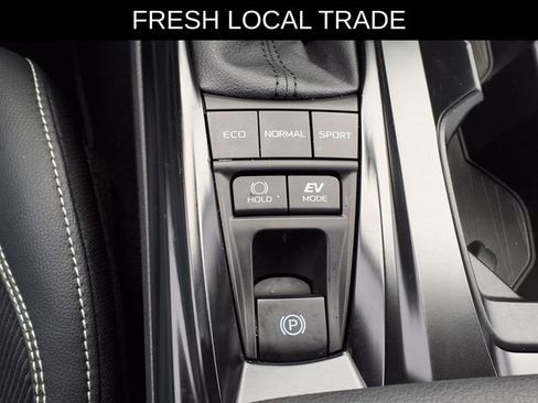 Used 2026 Toyota Camry SE w/ Convenience Package FWD image 14