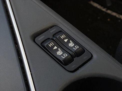 Used 2024 Subaru Crosstrek 2.0i Premium image 12