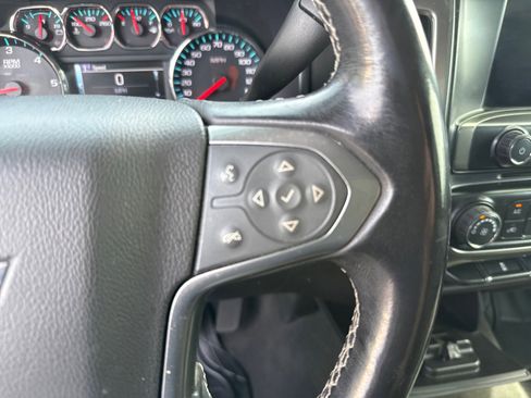 Used 2019 Chevrolet Silverado 1500 LT AWD/4WD image 22