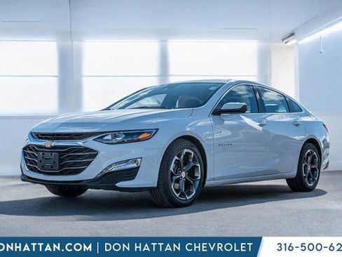Used 2023 Chevrolet Malibu LT image 1
