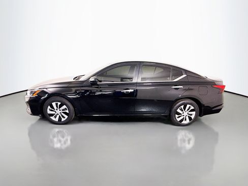 Used 2023 Nissan Altima 2.5 S FWD image 6