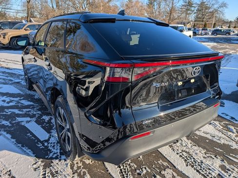 Certified 2024 Toyota bZ4X XLE image 6