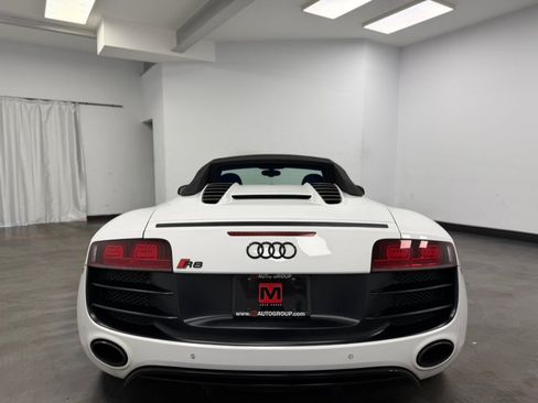 Used 2011 Audi R8 V10 AWD/4WD image 17