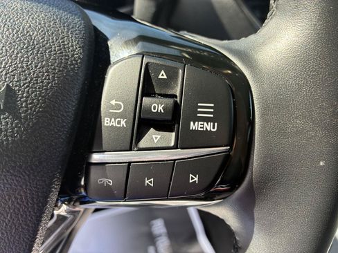Used 2025 Ford Escape Platinum AWD/4WD image 26
