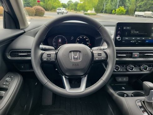 New 2026 Honda HR-V EX-L image 10