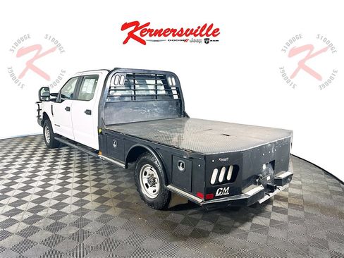 Used 2021 Ford F250 XL w/ Power Equipment Group image 5