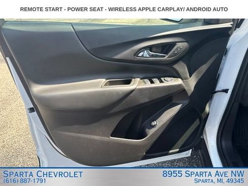 Used 2024 Chevrolet Equinox LT FWD image 11