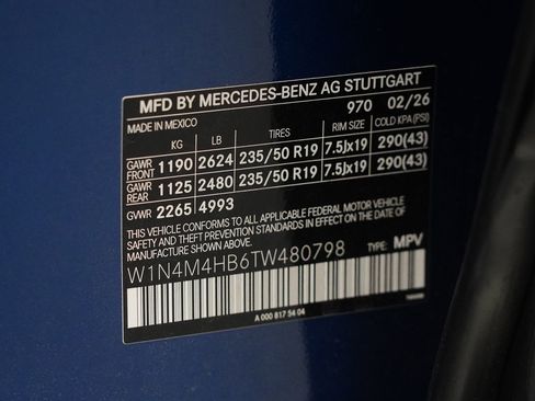 New 2026 Mercedes-Benz GLB 250 4MATIC image 35