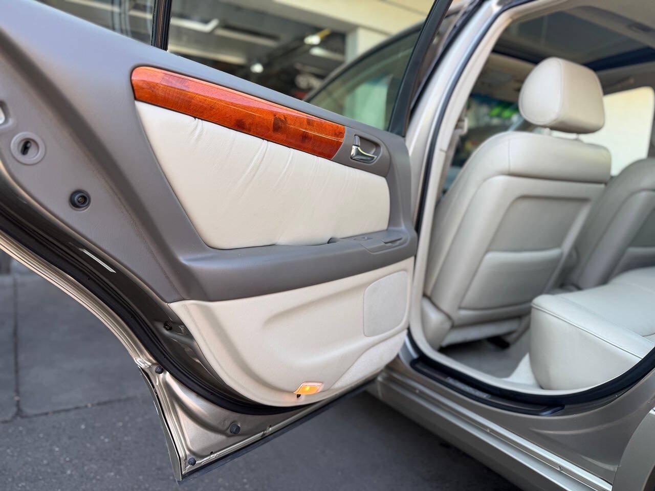 Used 2001 Lexus GS 300 RWD image 56