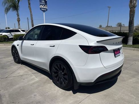 Used 2023 Tesla Model Y Long Range AWD/4WD image 6