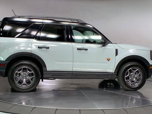 Used 2024 Ford Bronco Sport Badlands image 9