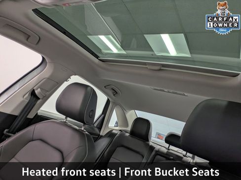 Used 2023 Volkswagen Jetta SE w/ Panoramic Sunroof Package FWD image 27