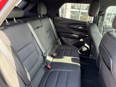 Used 2023 Chevrolet TrailBlazer RS w/ Convenience Package image 10