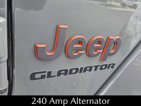 Used 2022 Jeep Gladiator Mojave w/ LED Lighting Group AWD/4WD image 18