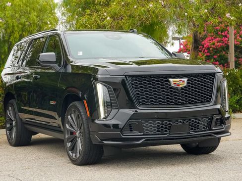 New 2026 Cadillac Escalade V AWD/4WD image 5