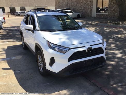 Used 2023 Toyota RAV4 XLE FWD image 5