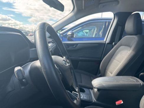 Used 2023 Ford Escape Active AWD/4WD image 31