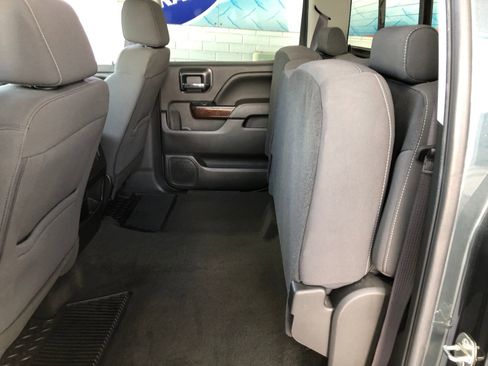 Used 2017 GMC Sierra 1500 SLE w/ SLE Value Package AWD/4WD image 13