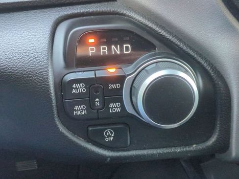 Used 2025 RAM 1500 Big Horn AWD/4WD image 38