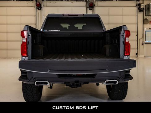 Used 2024 Chevrolet Silverado 1500 LT Trail Boss AWD/4WD image 8