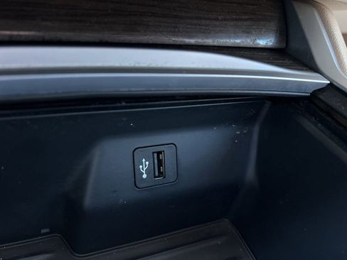 Used 2018 BMW 740i xDrive image 22