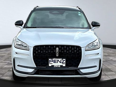Used 2025 Lincoln Corsair Reserve w/ Jet Appearance Package AWD/4WD image 2