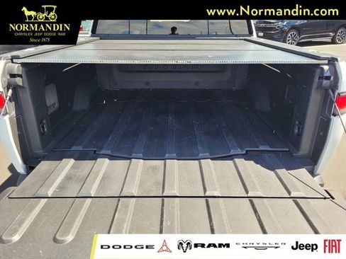 Used 2022 Rivian R1T Adventure AWD/4WD image 19