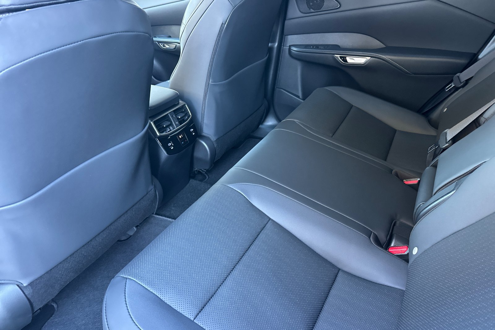 New 2026 Lexus RX 350 Premium w/ Accessory Package (Z1) FWD image 9